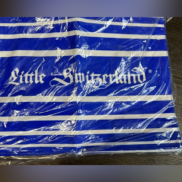 Brand new Little Switzerland Tote Bag. - Picture 2 of 5